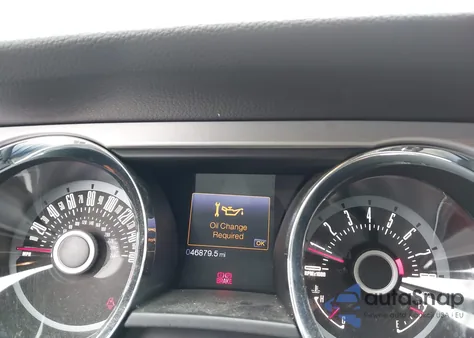 2013 Ford Mustang Gt Premium z USA, uszkodzony, nr VIN 1ZVBP8CF4D5265576